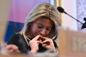 Μ.Καρυστιανού στους Sunday Times: «Παραδοσιακά στην Ελλάδα οι πολιτικοί δεν φταίνε ποτέ για τίποτα»