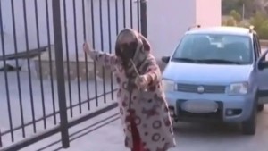 Βοιωτία: Σε αργία τέθηκε η υπάλληλος του ΚΕΠ που έθαψε τη μητέρα της για την σύνταξή της