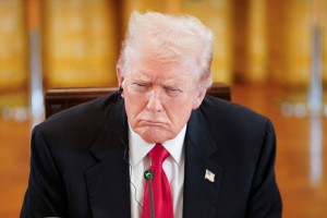 Ουκρανία: Ο Τραμπ κλείνει προσωρινά τις πόρτες – Η συνέχεια των παράλληλων διαπραγματεύσεων