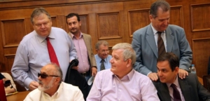 Κουρουμπλής: Ο Βενιζέλος μου είχε ζητήσει να ψηφίσω το μεσοπρόθεσμο για να «πάρει» το κόμμα από τον Παπανδρέου