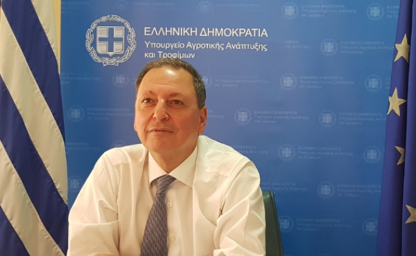 Η Ευρωπαϊκή Επιτροπή υιοθέτησε την πρόταση Λιβανού να παρατείνει τα μέτρα στήριξης του τομέα του οίνου