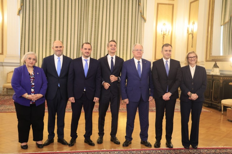 Ορκίστηκαν τα νέα μέλη της κυβέρνησης στο Προεδρικό Μέγαρο