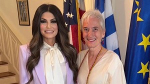Με την Ελληνίδα πρέσβη στην Ουάσινγκτον συναντήθηκε η Κίμπερλι Γκίλφοϊλ