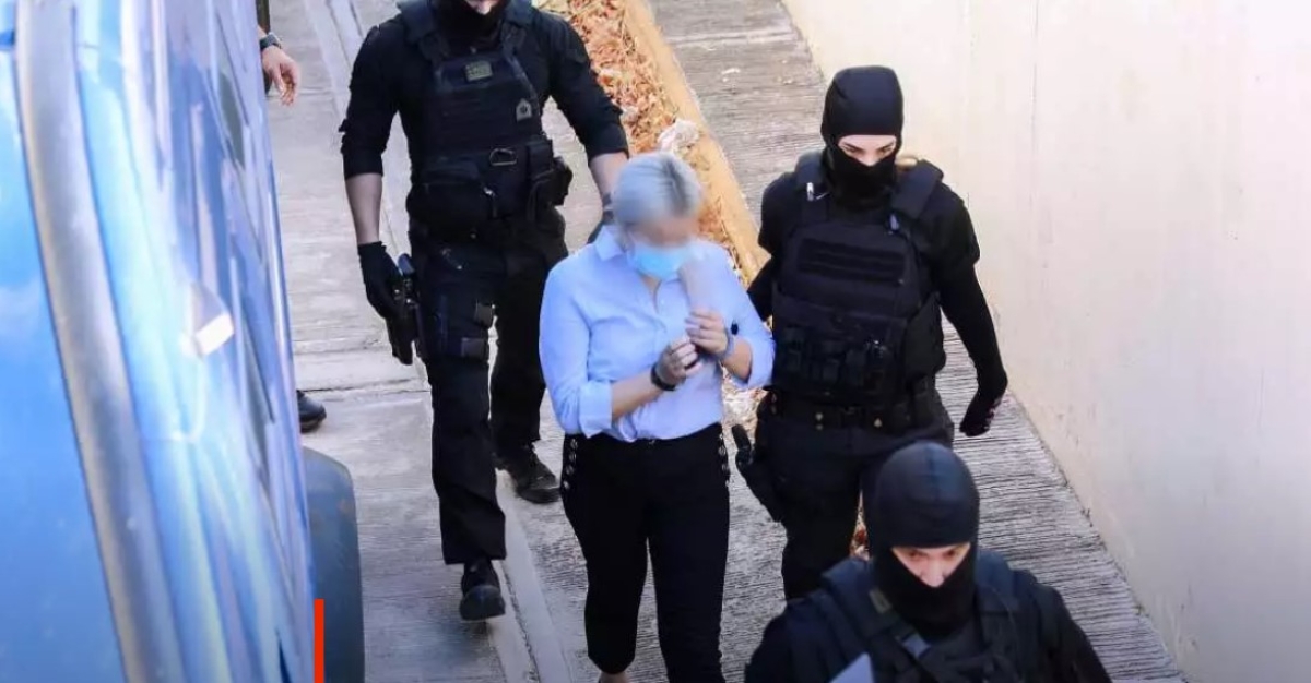 Δίκη για την επίθεση με βιτριόλι: Ποινή κάθειρξης 15 ετών στην Έφη Κακαράντζουλα