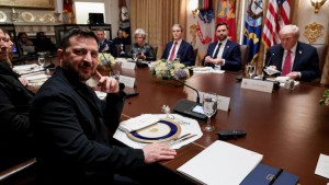 Tomahawk τέλος και επίσημα – Ν.Τραμπ σε Β.Ζελένσκι: «Δεν θα κάνουμε Γ’ΠΠ για να σώσουμε μια χαμένη υπόθεση»