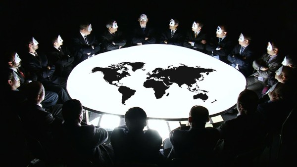 Αυτές είναι οι οικογένειες που κυβερνούν τον κόσμο σύμφωνα με τους «Anonymous» (βίντεο)