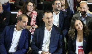 Διαλύεται η Νέα Αριστερά: Αποχωρούν την Τρίτη 7 βουλευτές, μένει η Αναγνωστοπούλου, χωρίς Κ.Ο. στη βουλή