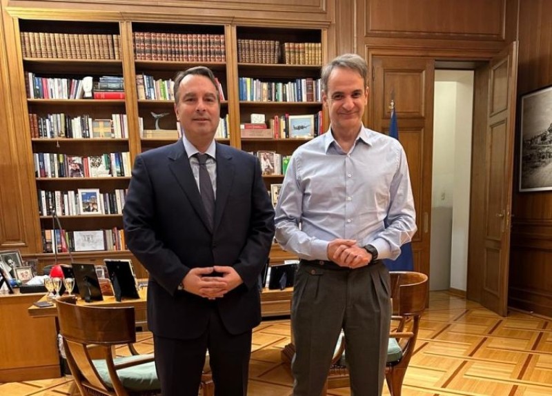 Aσυμβίβαστο για δημάρχους και αντιπεριφερειάρχες ζητά ο ΘανάσηςΠαπαθανάσης