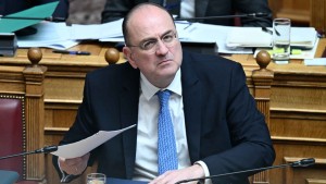 ΝΔ: Αντικαταστάθηκε ο Μ.Λαζαρίδης από εισηγητής σε ν/σ του ΥΠΕΘΑ μετά την επίθεση σε Ν.Δένδια