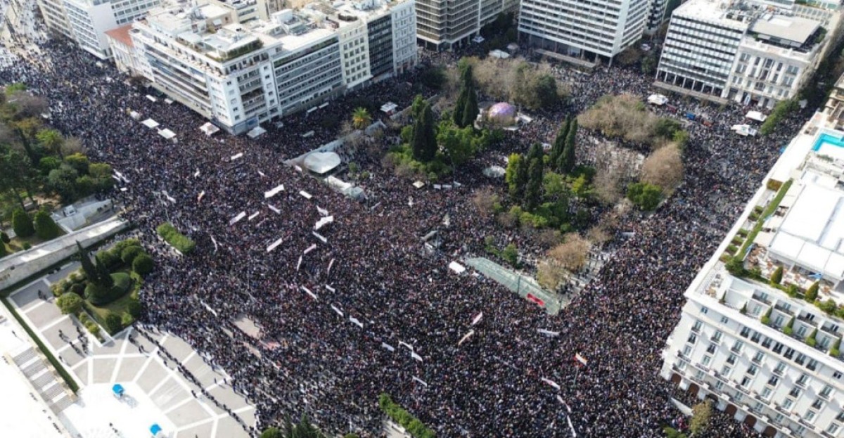 Μαθητική πορεία την Παρασκευή 7/2 για το έγκλημα στα Τέμπη – «Περήφανα δίπλα σας!» δηλώνει η Μαρία Καρυστιανού