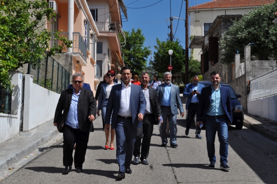 Ευχές με τους κατοίκους του Αγίου Κωνσταντίνου αντάλλαξε σήμερα ο Γιώργος Παπαναστασίου, ημέρα εορτασμού των Αγίων και Ισαποστόλων Κωνσταντίνου και Ελένης