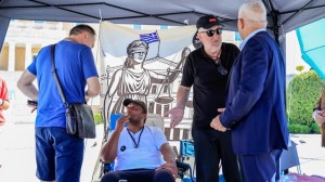 Στο Νοσοκομείο ο απεργός πείνας Δημήτρης Οικονομόπουλος – Συμπαραστέκεται στον Πάνο Ρούτσι, αισθάνθηκε έντονη αδιαθεσία