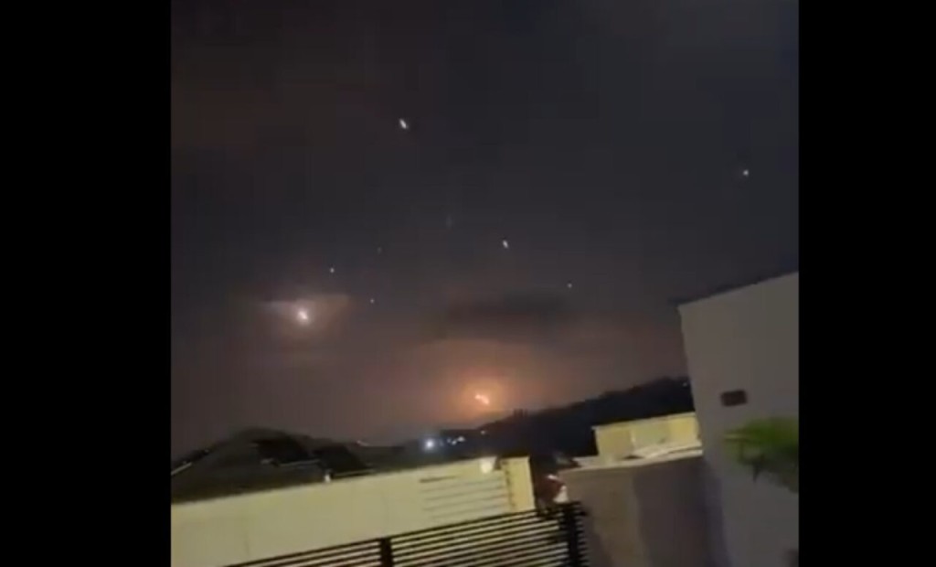 «Βροχή» ρουκετών της Χεζμπολάχ στο Ισραήλ: Περίπου 100 εκτοξεύθηκαν από Λίβανο