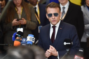 Μακρόν: Εναέρια μέσα και φρεγάτα φθάνουν στην Κύπρο – Στη Μεσόγειο το Σαρλ ντε Γκωλ