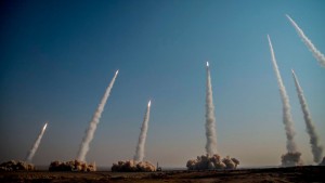 Γάλλος δημοσιογράφος από το Ισραήλ: «Οι ιρανικοί πύραυλοι πέφτουν συνεχώς – Δεν αρκούν τα αντιπυραυλικά συστήματα»