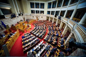 Εβδομάδα φραπέ και χασάπη στην εξεταστική της Βουλής για τον ΟΠΕΚΕΠΕ- Πότε παίρνουν σειρά οι πολιτικοί