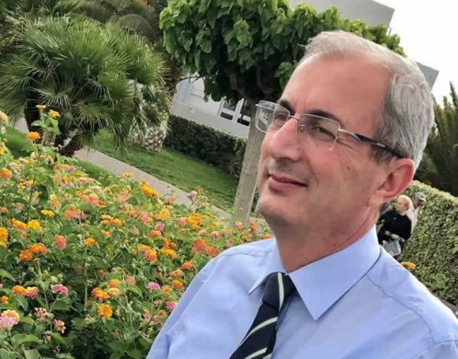 Θέρμο: &quot;Ο κ. Κασόλας τήρησε το έθιμο της Αποκριάς …&quot; ισχυρίζεται ο Σπύρος Κωνσταντάρας