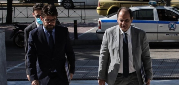 O ΣΥΡΙΖΑ κατήγγειλε στον Άρειο Πάγο παρακολούθηση του τηλεφώνου του Σπίρτζη