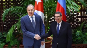 Η Ρωσία ανακοίνωσε πως διαγράφει 30 δισ. δολάρια από το χρέος της Κούβας