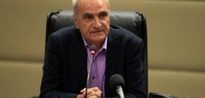 Γ. Βαρεμένος: «Καμμιά δέσμευση της κυβέρνησης για ενίσχυση των μελισσοκόμων λόγω πανδημίας»