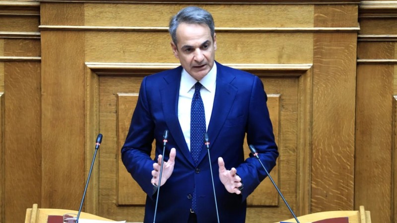 Εκνευρισμός Κ.Μητσοτάκη με Ν.Ανδρουλάκη : «Θα πιάνατε τον Τραμπ από το πέτο και θα του λέγατε “go back”;»