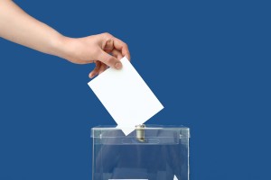 Γιατί το πολιτικό σκηνικό δεν αλλάζει: Πειστική απάντηση για εναλλακτική λύση δεν υπάρχει