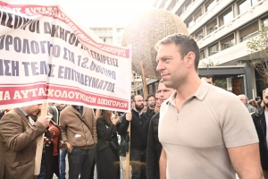 Ο Στέφανος Κασσελάκης «αδειάζει» τον Τσίπρα: Η μνημονιακή εποχή του ΣΥΡΙΖΑ τελείωσε