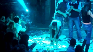 Ιερόσυλοι, κουφιοκεφαλάκηδες, μπαχαλάκηδες, εμφυλιοπολεμικοί ή όλα τα μωρά στην πίστα…