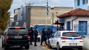Πιερία: Κατηγορούνται για κακούργημα οι 11 «Θεματοφύλακες του Συντάγματος» που «άρπαξαν» τον Γυμνασιάρχη