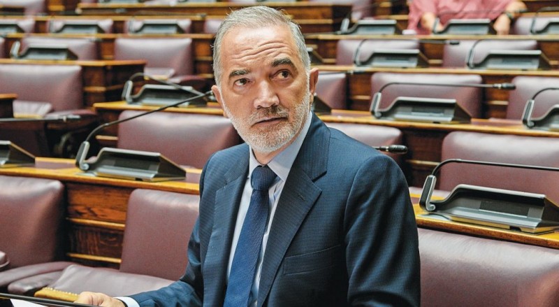 Μάριος Σαλμάς: Ετοιμάζει κόμμα με πρώην βουλευτές αν δεν προχωρήσει ο Αντώνης Σαμαράς