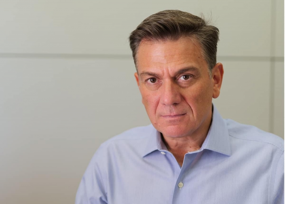 Θάνος Μωραΐτης: «Η κυβέρνηση δε σέβεται, απαξιώνει κι εμπαίζει τους αθλητές»