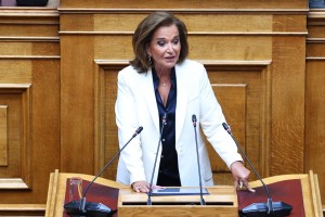 Μπακογιάννη: Θα κάνει κόμμα 100% ο Σαμαράς – «Είναι η προσωποποίηση της υποκρισίας και του φαρισαϊσμού»