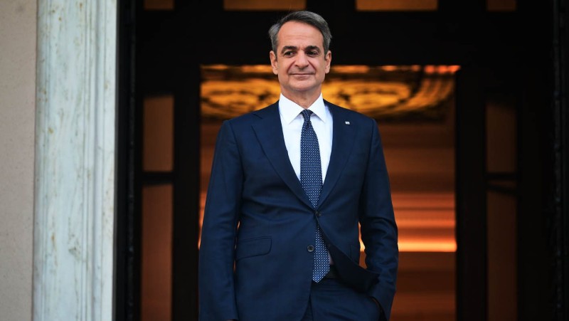 Η φθορά της διαφθοράς «τρώει» την κυβέρνηση καθημερινά και οι εκλογές πλησιάζουν