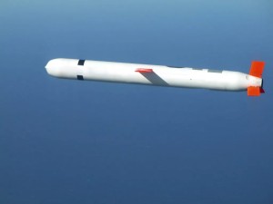 Ο Β.Ζελένσκι χτύπησε εργοστάσια και ενεργειακές υποδομές με την ελπίδα να του δώσουν οι ΗΠΑ Tomahawk