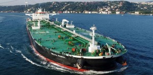 20 δισ. δολ. ασφάλιστρα δίνει ο Ν.Τραμπ στους εφοπλιστές για να περάσουν τα Στενά του Ορμούζ! – Μαζικές βυθίσεις;