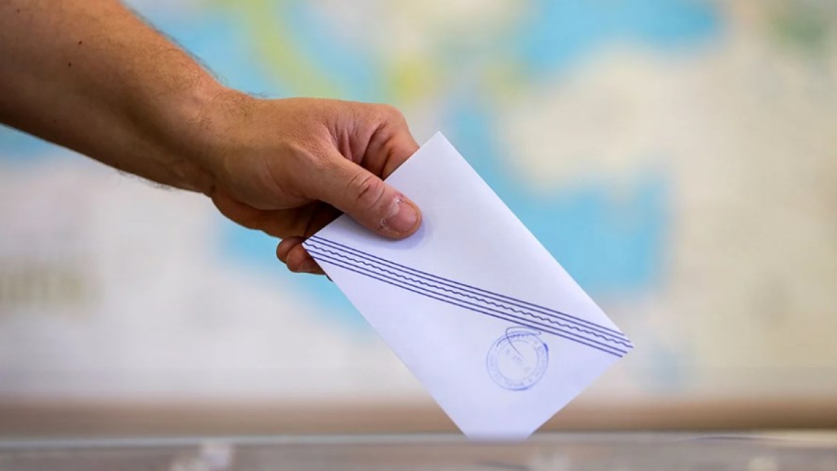 Δημοσκόπηση Metron Analysis: Στο 35,4% η ΝΔ, στο 27,7% ο ΣΥΡΙΖΑ στην εκτίμηση ψήφου