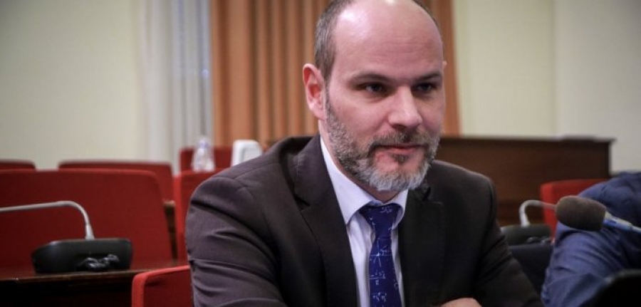 Γραφείο Προϋπολογισμού: Από 4,4% ως 9,4% η ύφεση για την ελληνική οικονομία