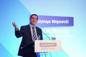 Φεύγας: Ο ΣΥΡΙΖΑ πολιτικοποιεί την πανδημία – Προσπαθεί να πατήσει σε δύο βάρκες!
