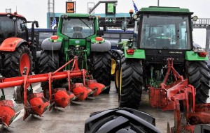 Λαμία: Συνελήφθη αγρότισσα για βίντεο στο Tik Tok, έλεγε «όπου βρίσκετε κυβερνητικό, σαπίστε τους στο ξύλο»