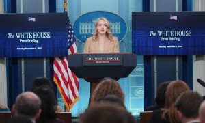 Λευκός Οίκος: «Οι ΗΠΑ έχουν πολλούς λόγους για να δικαιολογήσουν μια επίθεση στο Ιράν»