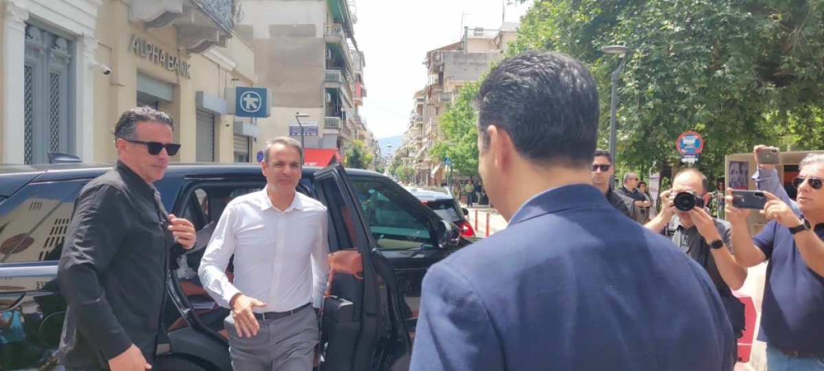 Στο Δημαρχείο Αγρινίου ο Κυριάκος Μητσοτάκης (εικόνες - video)
