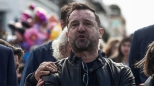 Ξέσπασε ο Πλακιάς: «Όποιος σπιλώσει τη μνήμη των παιδιών μου, θα ισοπεδωθεί»