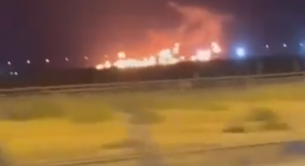 Βίντεο: Ιρανικός βαλλιστικός πύραυλος ανατίναξε την αμερικανική αεροπορική βάση Ali Al Salem στο Κουβέιτ