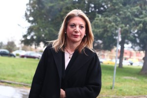 Μ.Καρυστιανού για την επ’ αόριστον αναβολή της δίκης των Τεμπών: «Ήταν μία δόλια κίνηση»