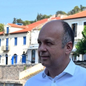 ΣΤΑΥΡΟΣ ΚΑΡΑΓΚΟΥΝΗΣ: «Ο κλάδος των κυλικείων ψυχορραγεί»